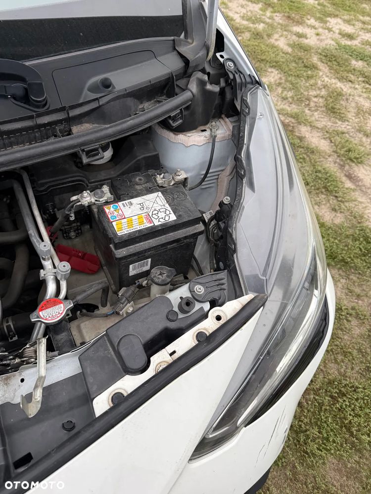 Toyota Aygo x - 12