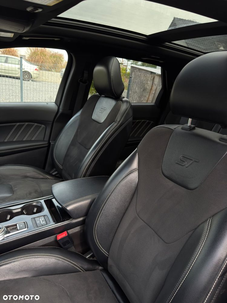 Ford Edge - 24