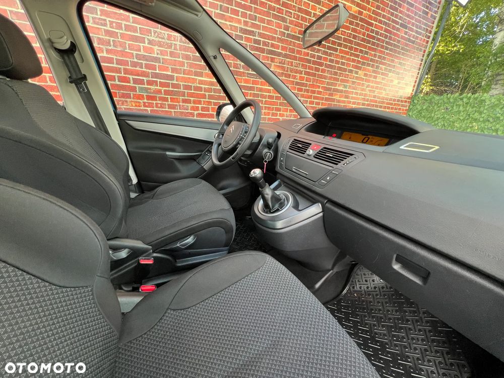 Citroën C4 Picasso - 10