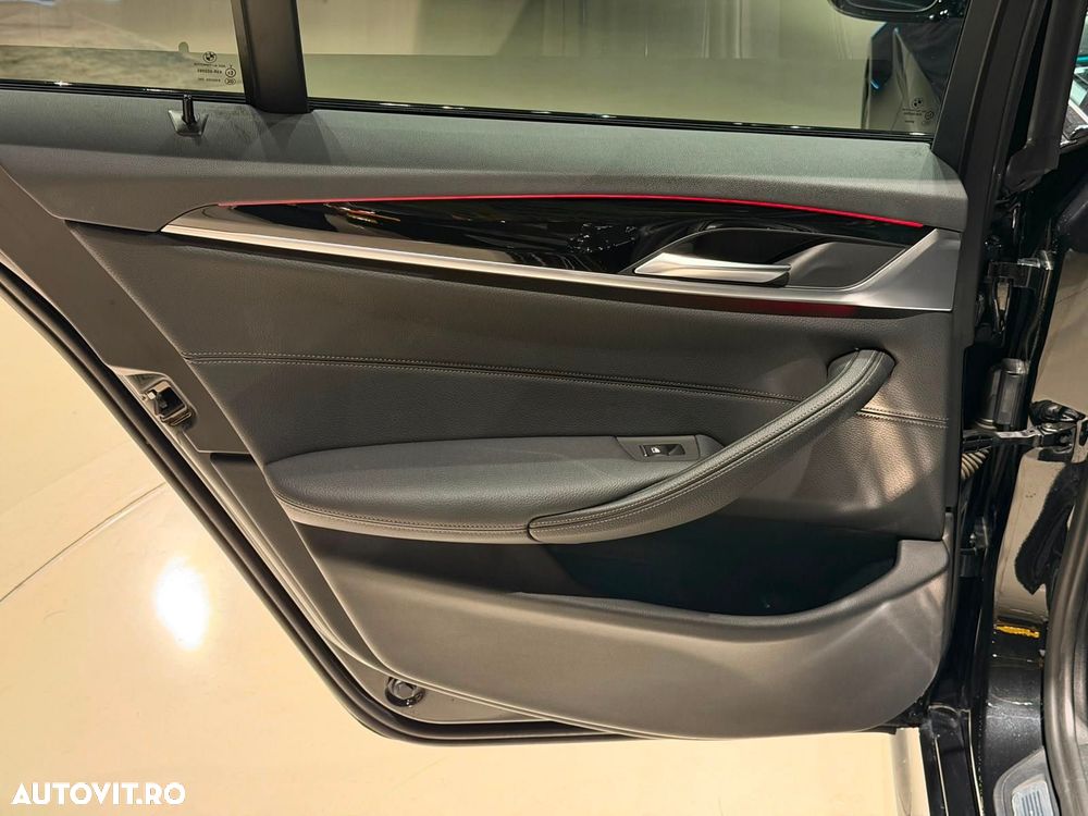 BMW Seria 5 - 34