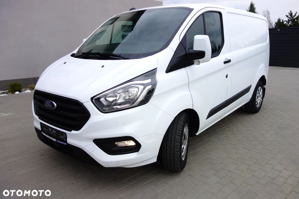Ford Transit Custom Automat 2.0 Ecoblue 130 KM L1H1 Klima - 28