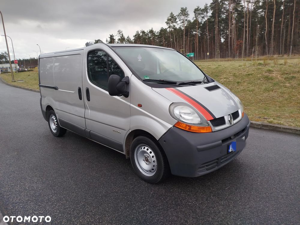 Renault Trafic - 1