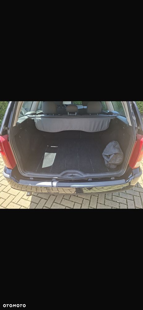 Ford Focus 1.8 TDCi Comfort - 9