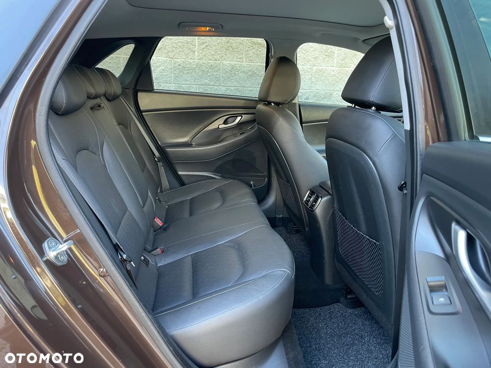 Hyundai i30 - 17