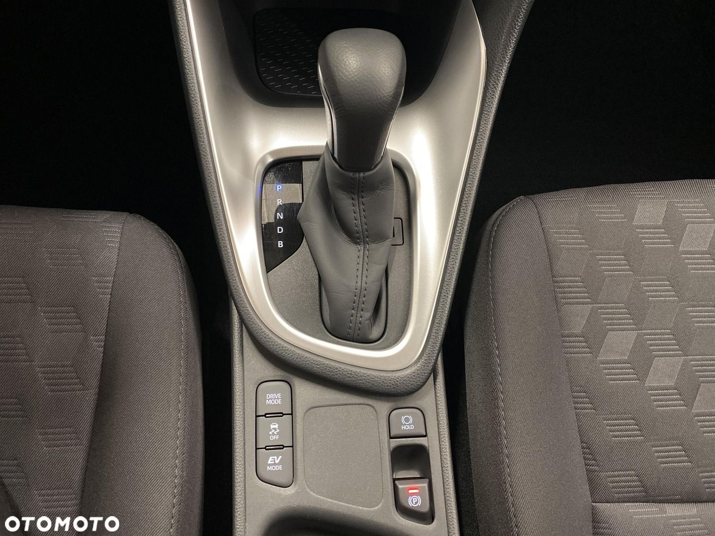 Toyota Yaris Hybrid 1.5 Comfort - 18