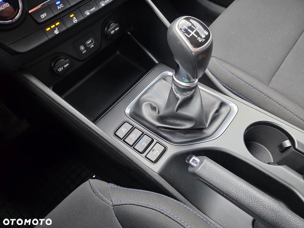 Hyundai Tucson 1.6 GDI BlueDrive GO 2WD - 18