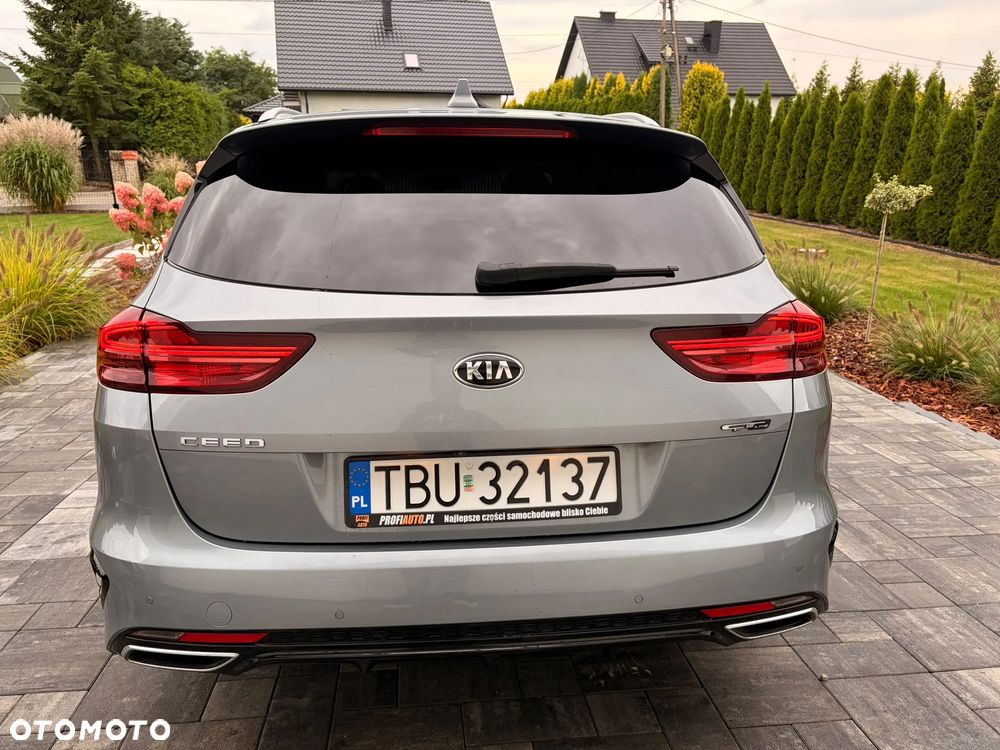 Kia Ceed 1.6 CRDi mHEV GT-Line DCT - 12