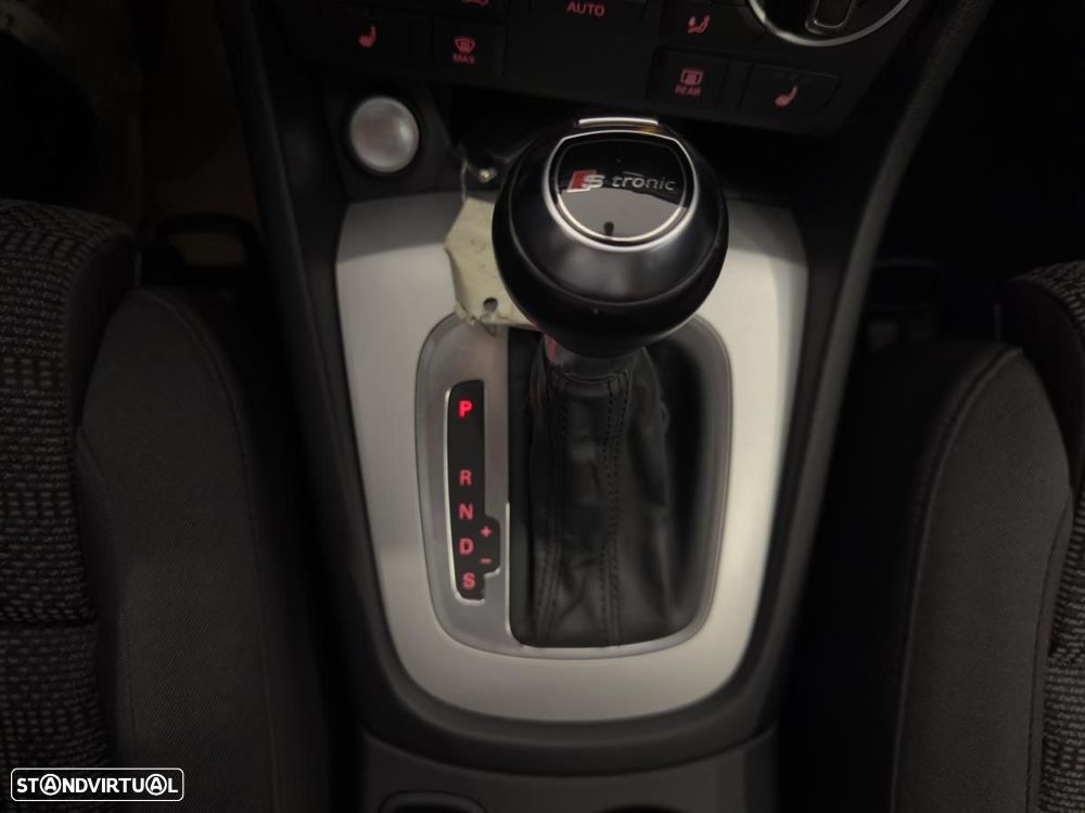 Audi Q3 2.0 TDI S-line S tronic - 19