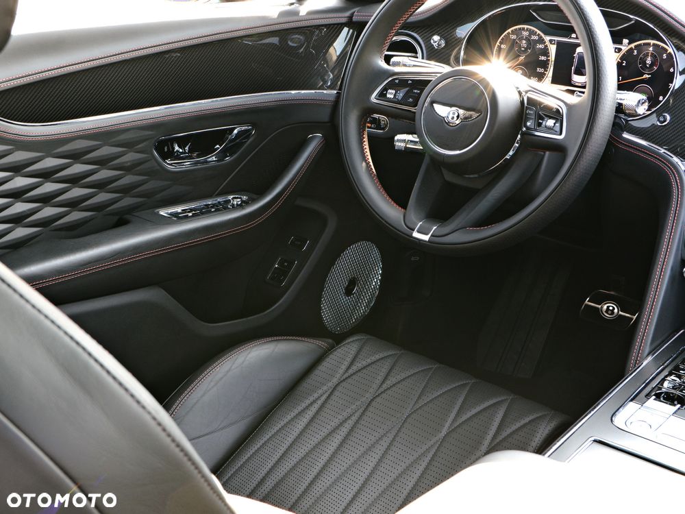 Bentley Flying Spur - 30