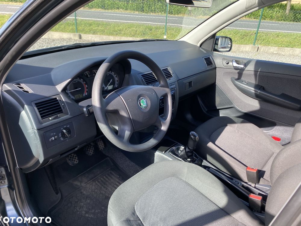 Skoda Fabia - 5