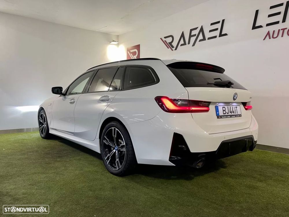 BMW 320 e Pack Desportivo M Auto - 10
