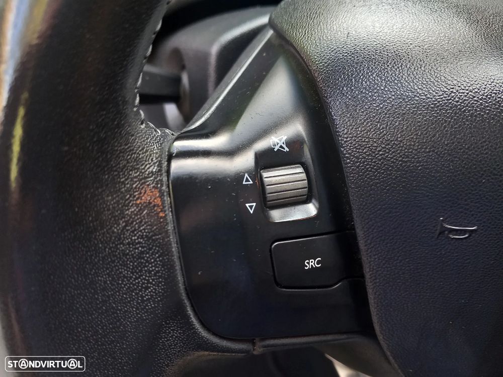 Peugeot 208 PureTech 82 Start & Stop Style - 21