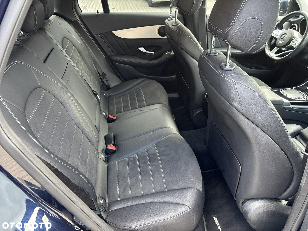 Mercedes-Benz GLC 300 d 4-Matic - 16