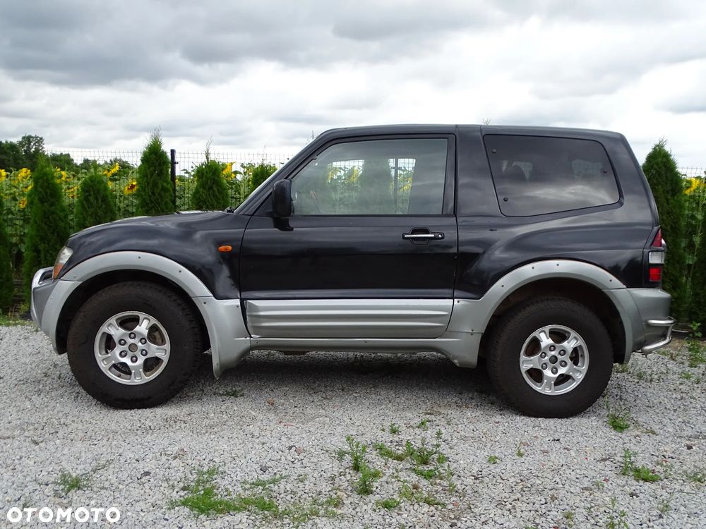 Mitsubishi Pajero - 19