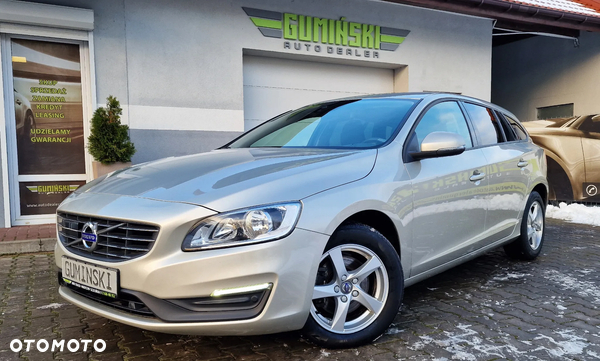 Volvo V60 D2 Geartronic Momentum