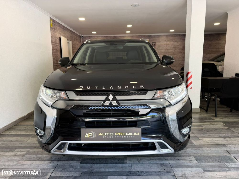 Mitsubishi Outlander 2.4 4WD Diamant - 3