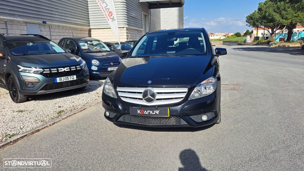 Mercedes-Benz B 180 CDI Urban - 12