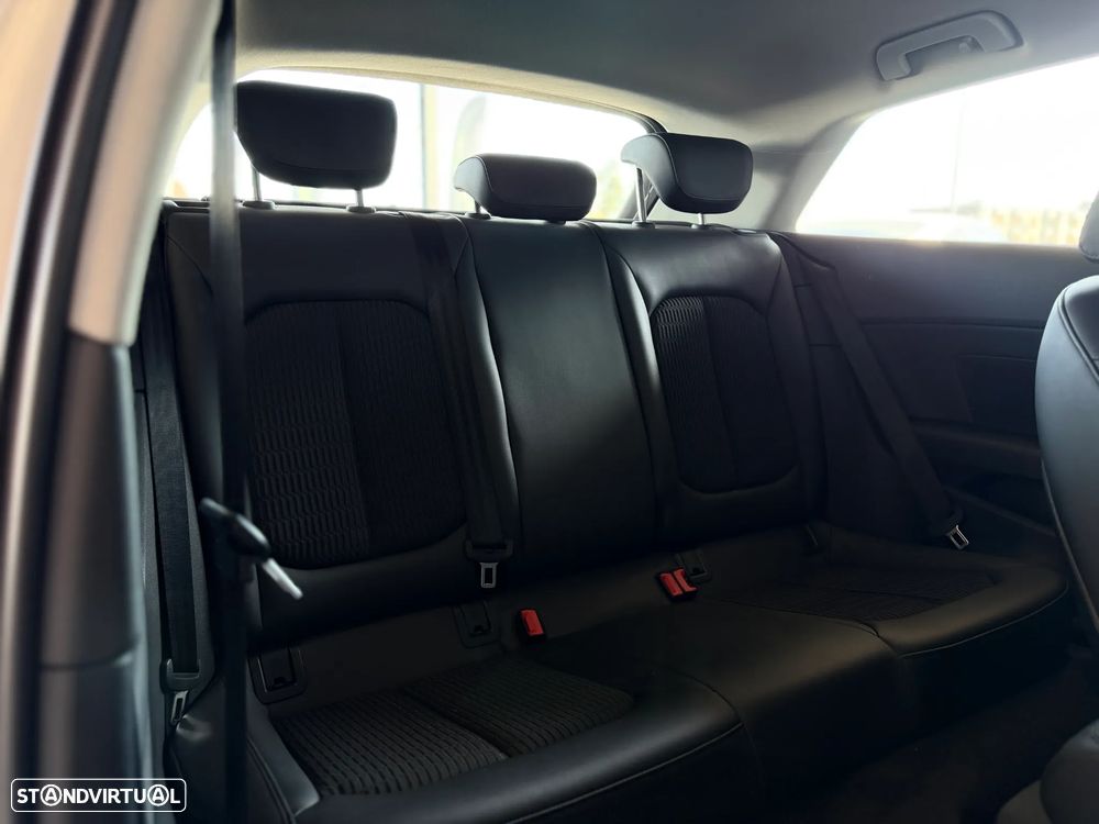 Audi A3 1.6 TDI S line Sport Pack - 21