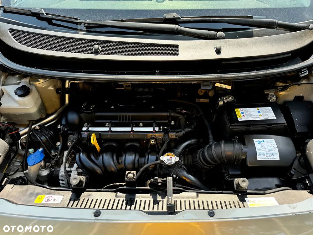 Kia Venga 1.4 CVVT ISG Vision - 39