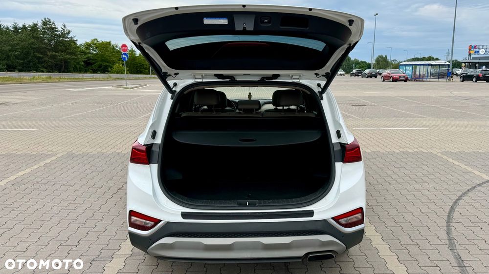 Hyundai Santa Fe - 10