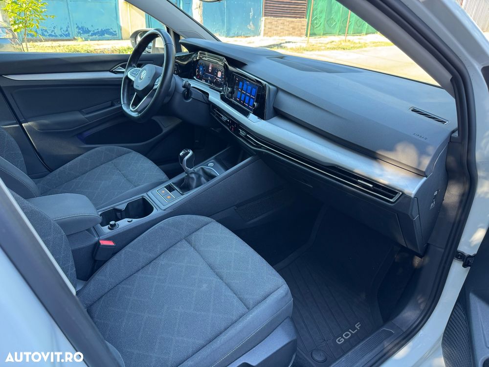 Volkswagen Golf - 2
