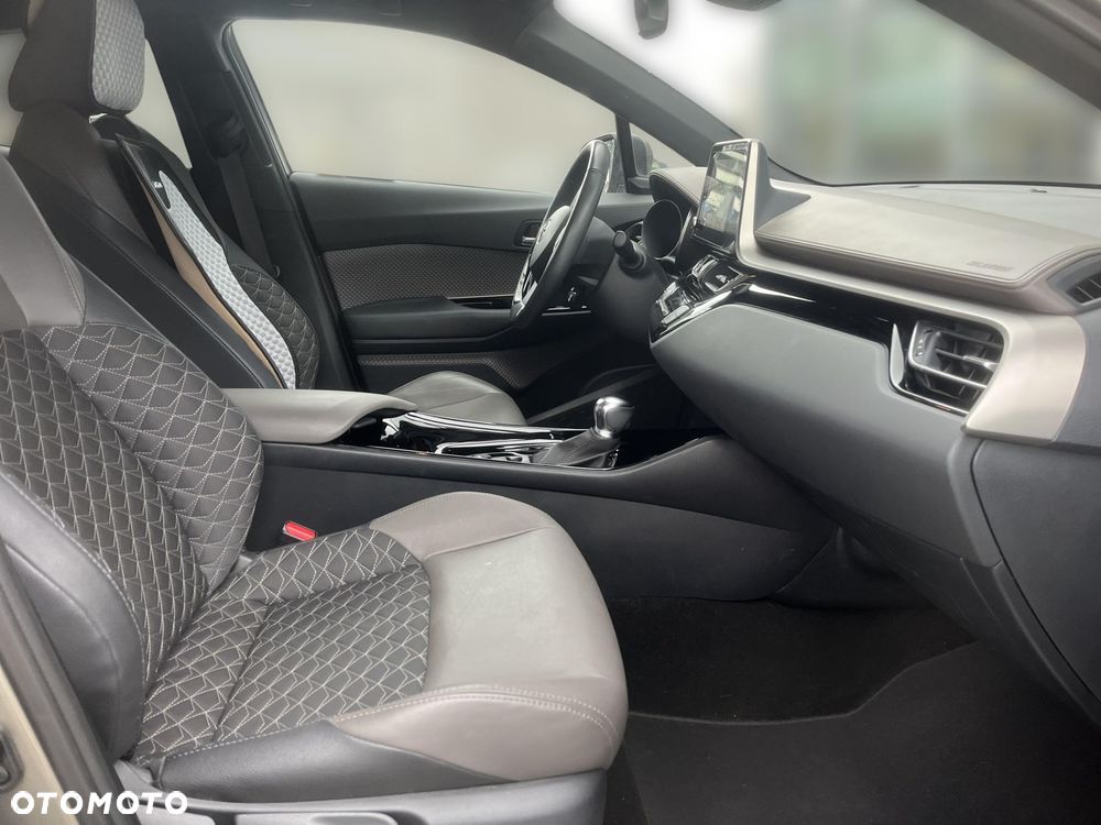 Toyota C-HR 1.8 Hybrid Executive - 9