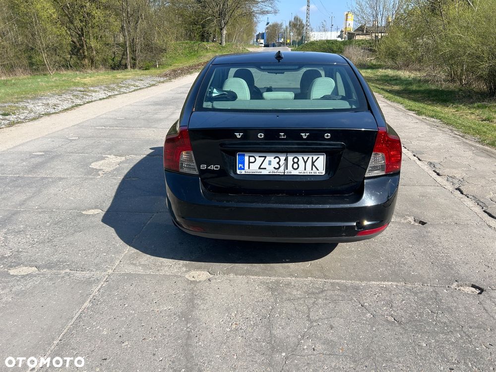 Volvo S40 2.0D - 6