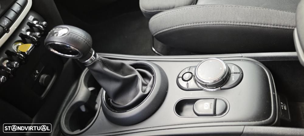 MINI Countryman Cooper SE ALL4 Auto - 27