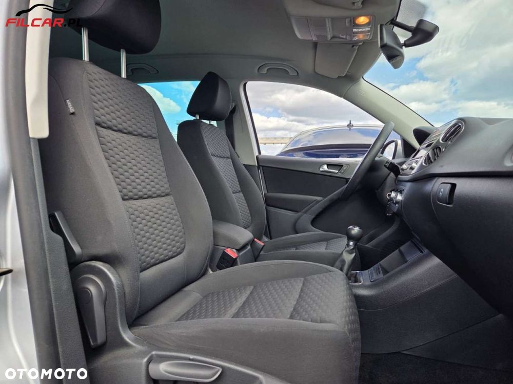 Volkswagen Tiguan - 12