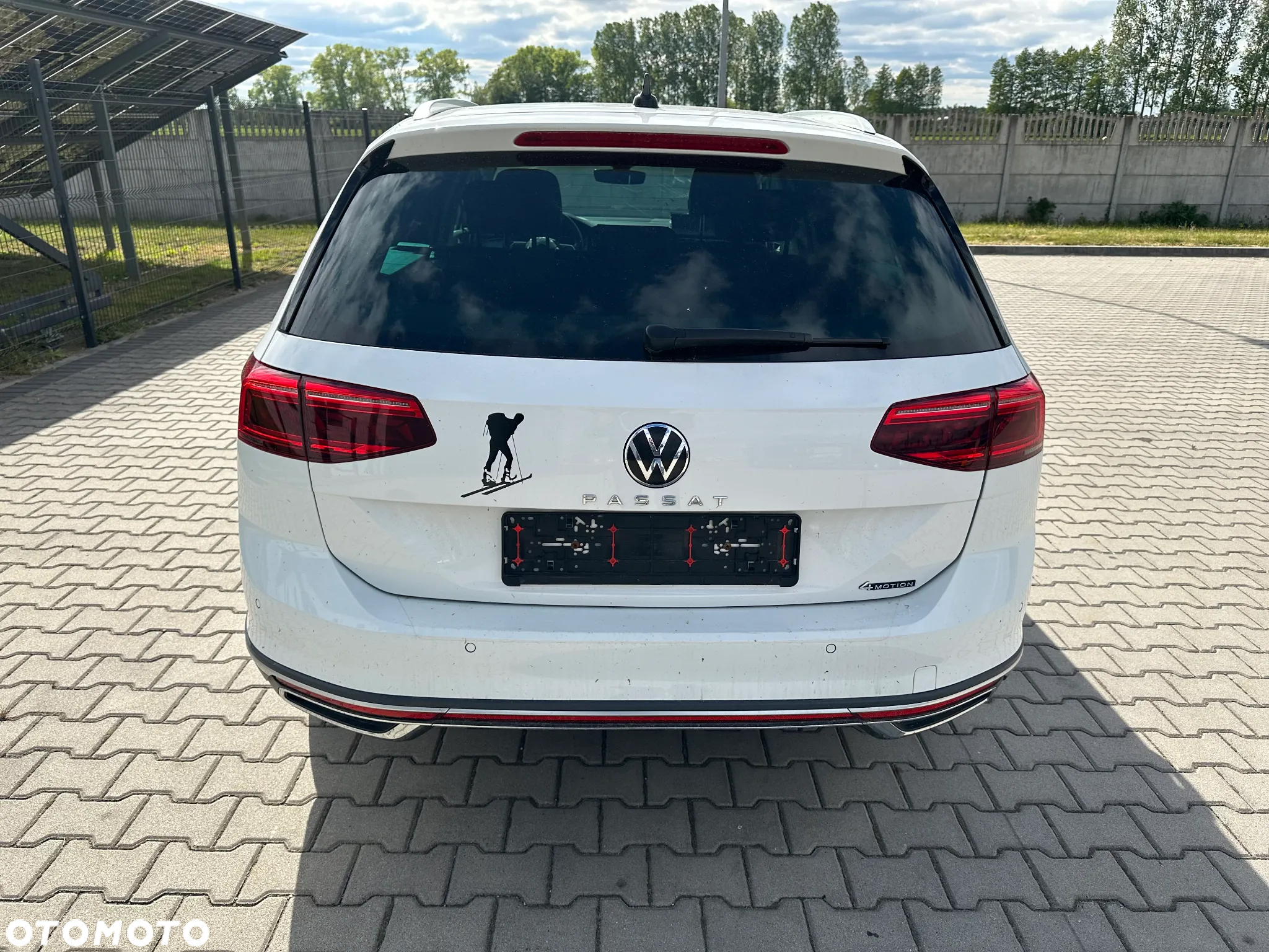 Volkswagen Passat Variant 2.0 TDI SCR DSG 4Motion Alltrack - 5
