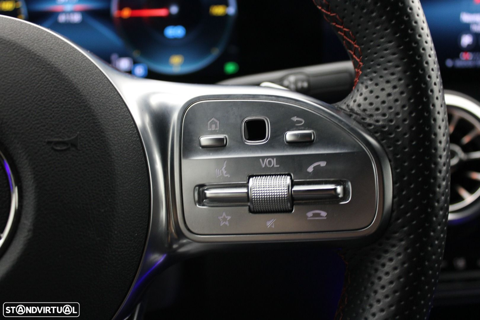 Mercedes-Benz EQA 250 AMG Line - 13