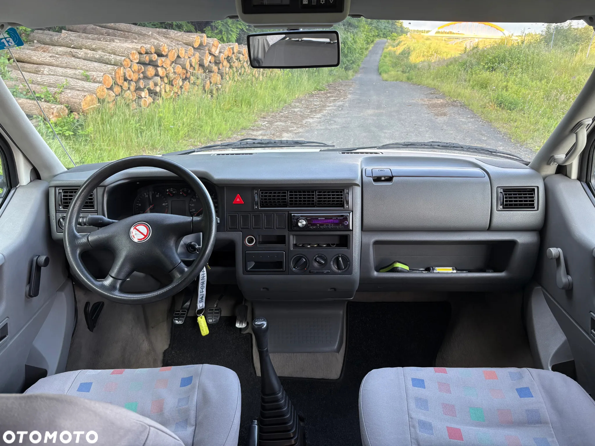 Volkswagen California - 11