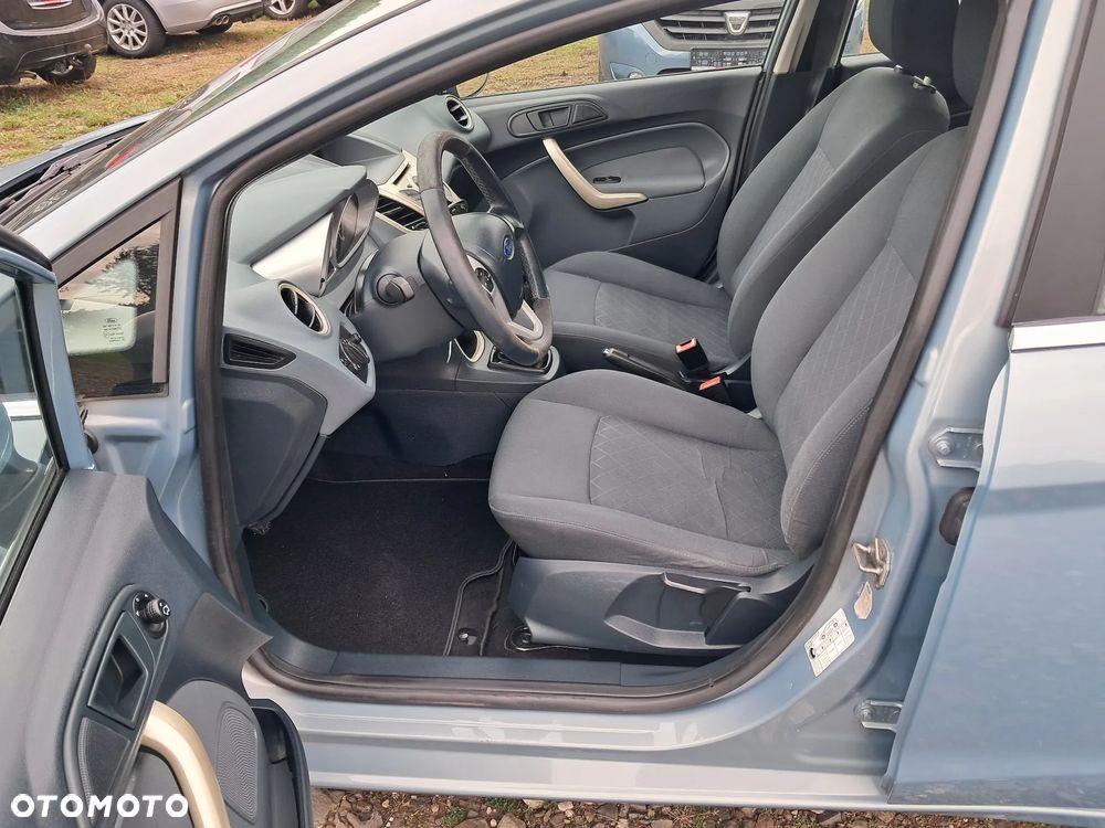 Ford Fiesta 1.4 Champions Edition - 13