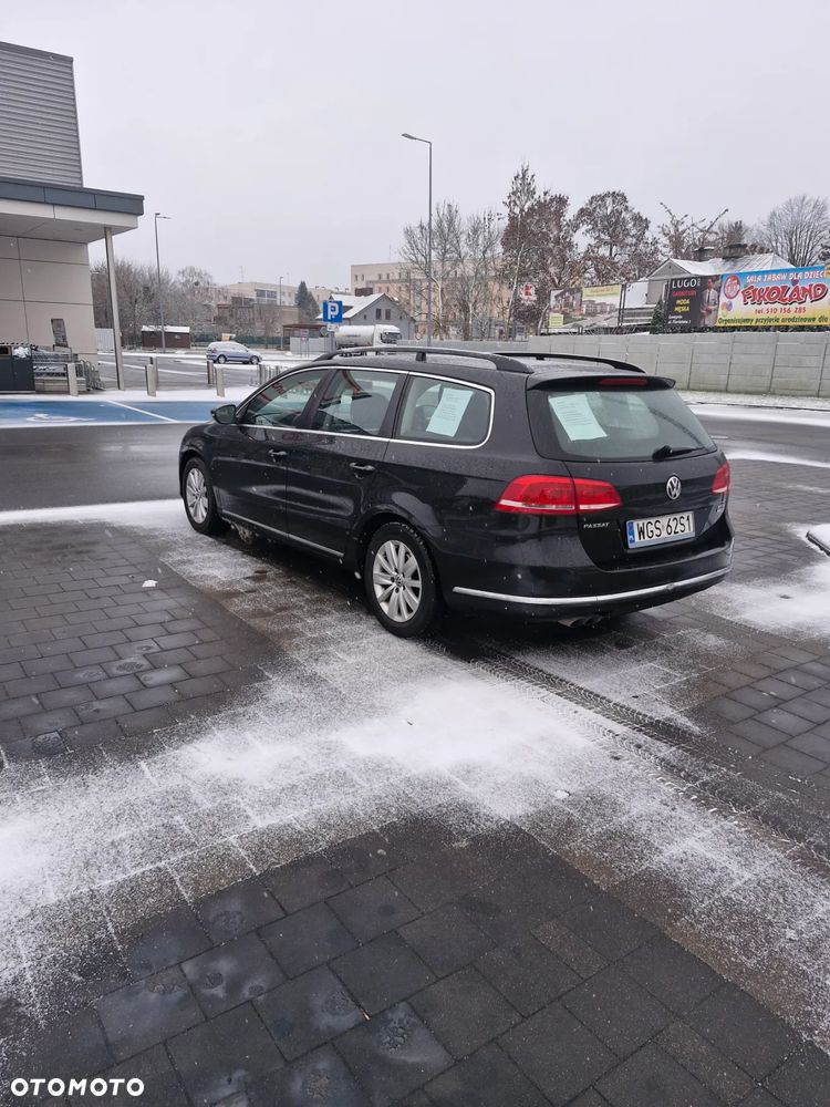 Volkswagen Passat 2.0 TDI Comfortline - 4