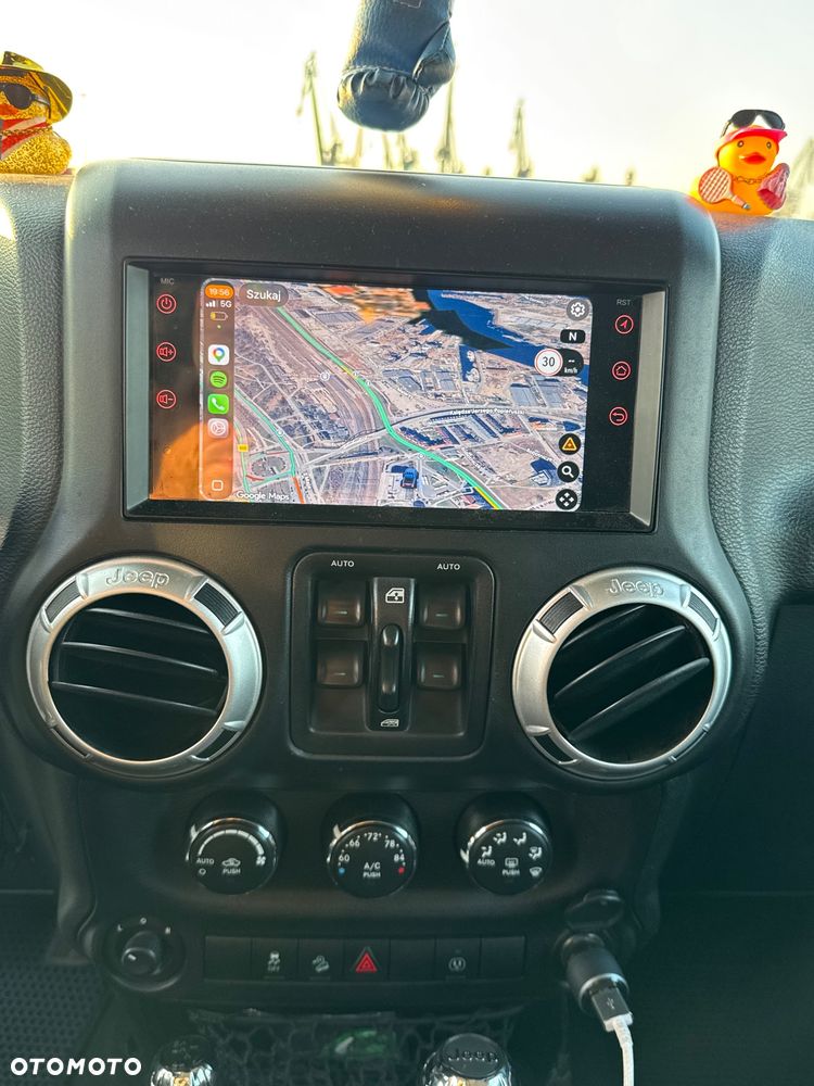 Jeep Wrangler 3.6 Unlim Sahara - 6