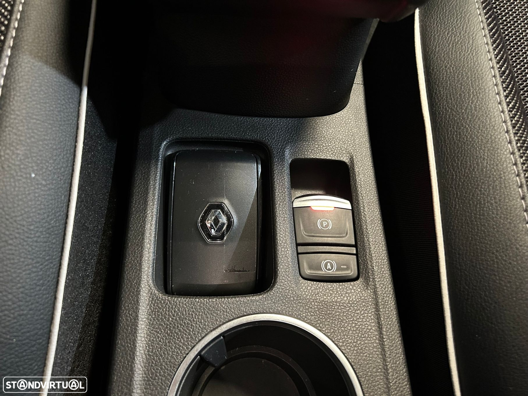 Renault Captur 1.0 TCe Techno - 36