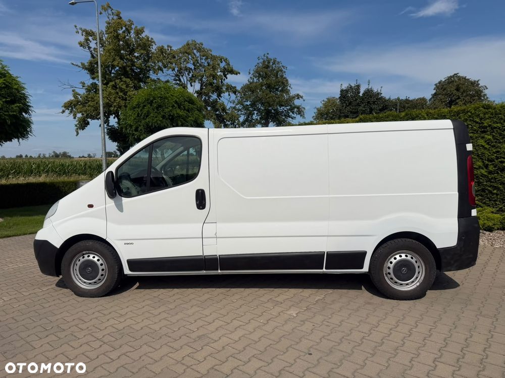 Opel Vivaro - 2