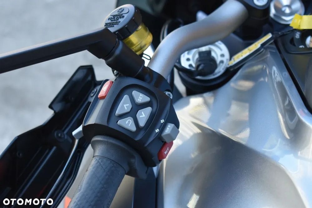 KTM Super Duke - 22