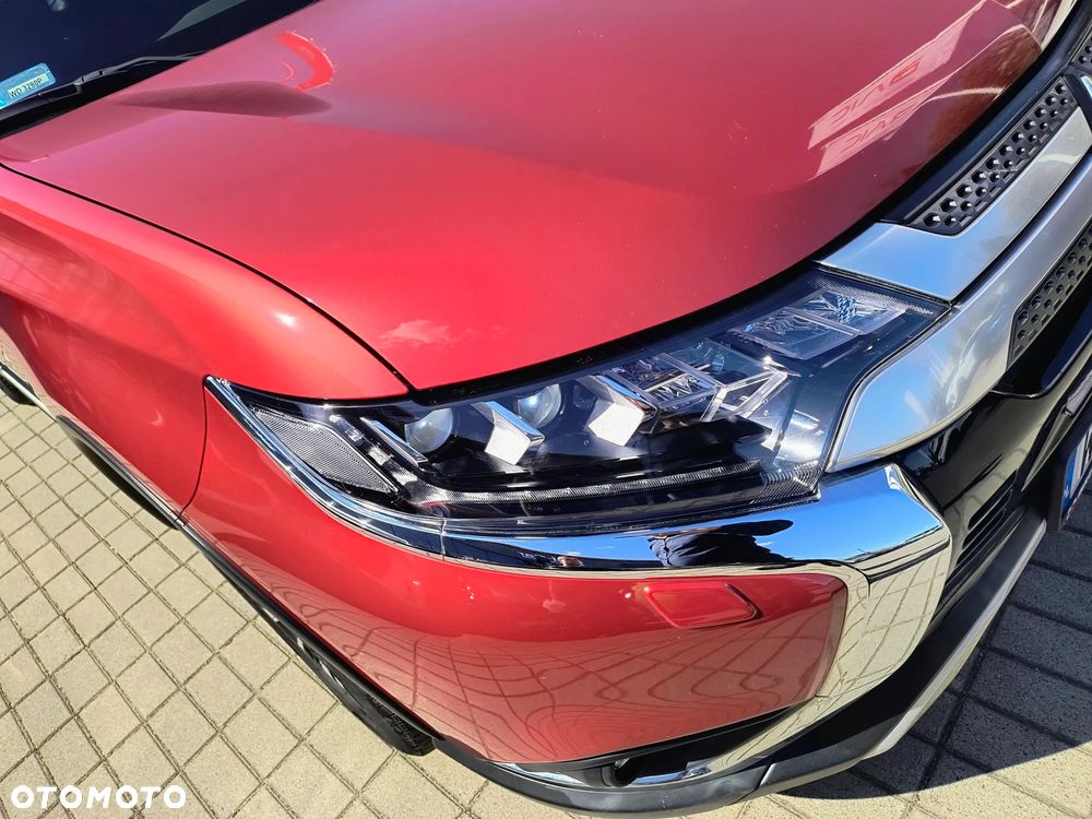 Mitsubishi Outlander 2.0 Intense + 4WD CVT - 7