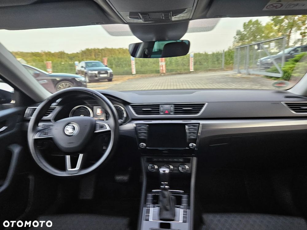 Skoda Superb 2.0 TDI 4x4 DSG Style - 24