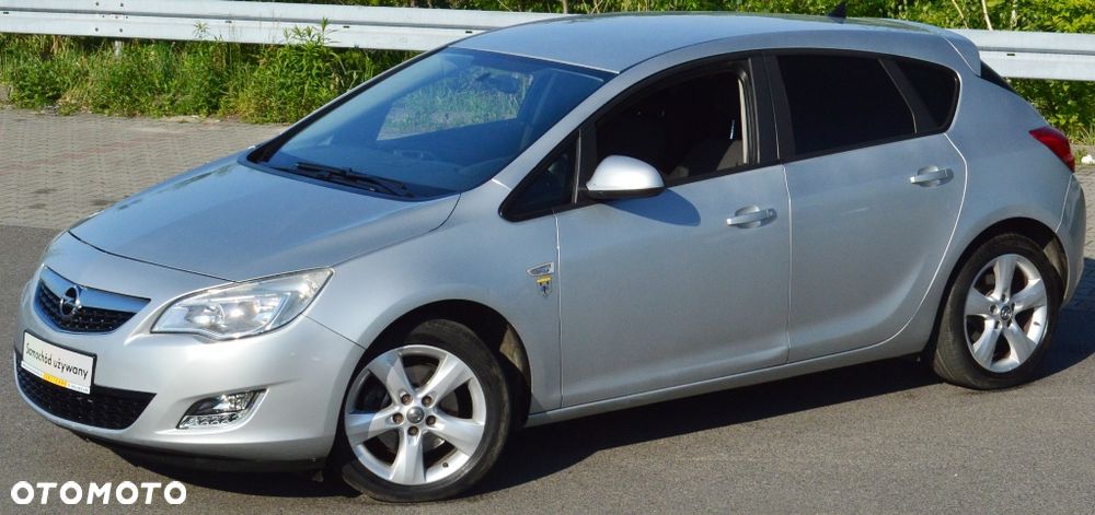 Opel Astra 1.7 CDTI - 10
