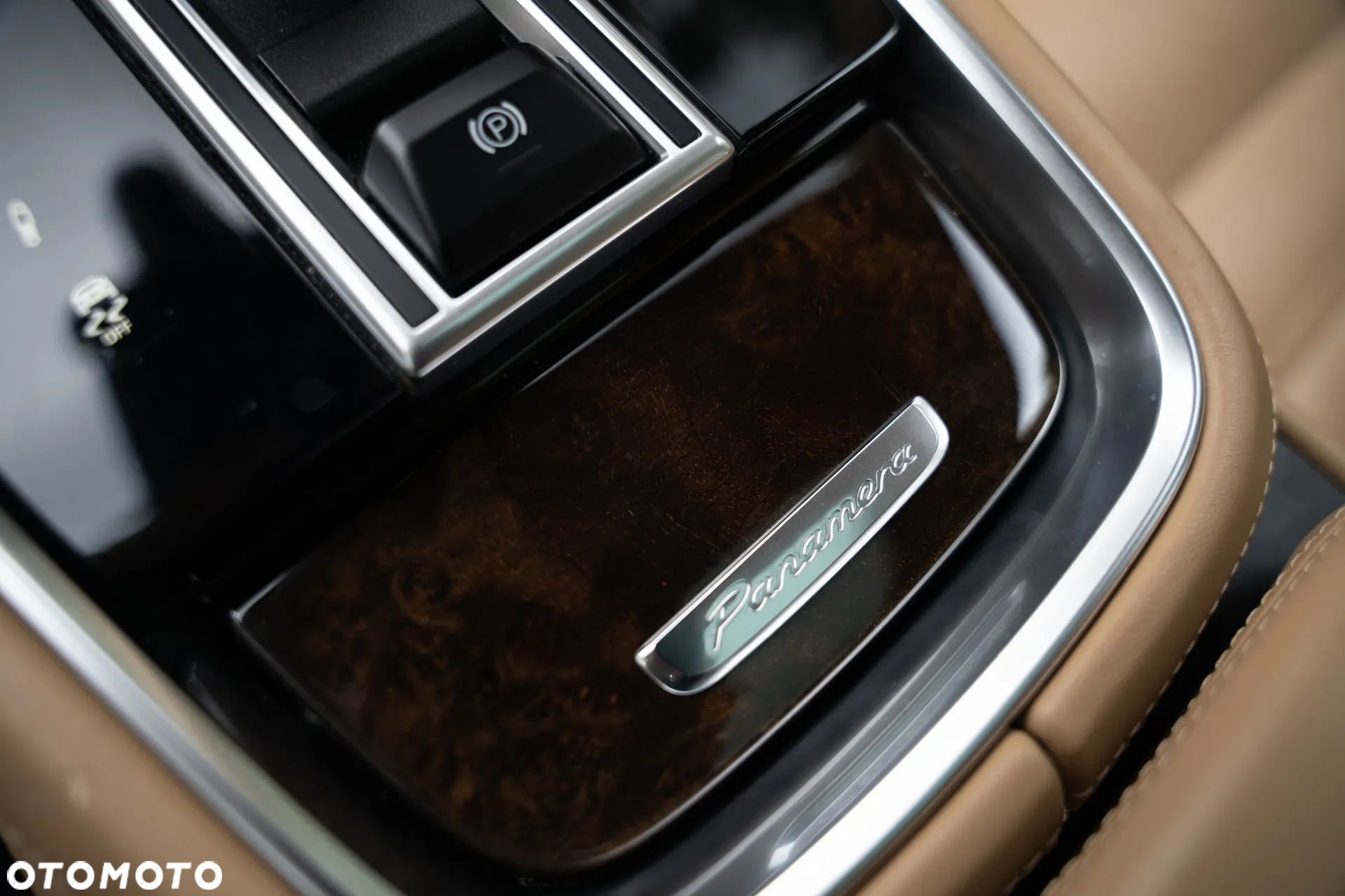 Porsche Panamera 4S - 16