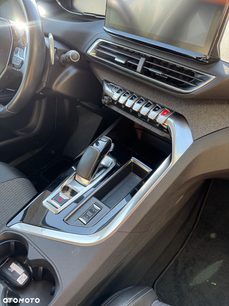 Peugeot 3008 1.6 PureTech Hybrid PHEV Active Pack S&S EAT8 - 33