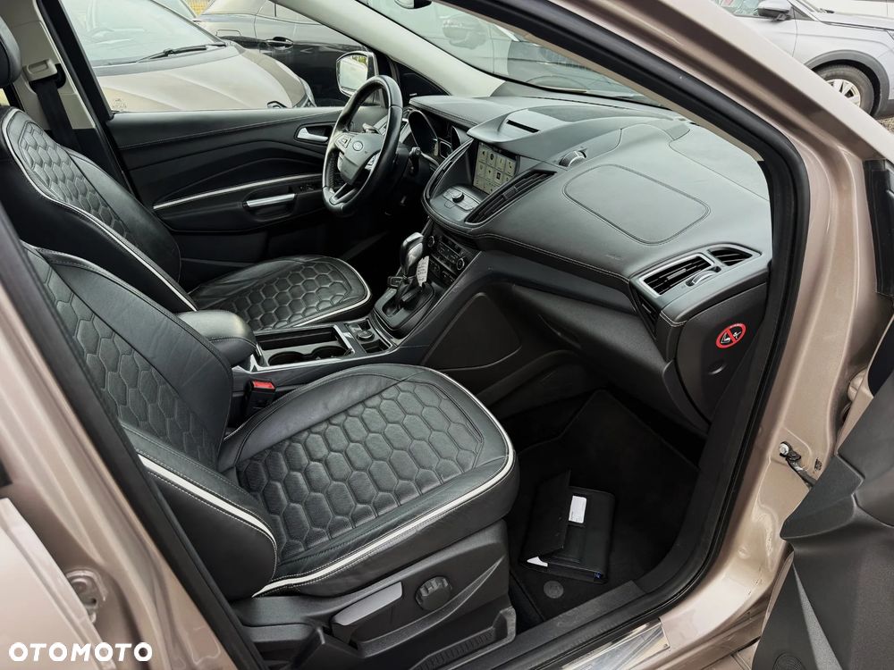 Ford Kuga 2.0 TDCi 4x4 Vignale - 14