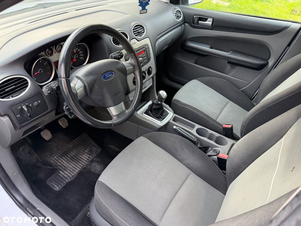 Ford Focus 1.6 16V Viva I - 17