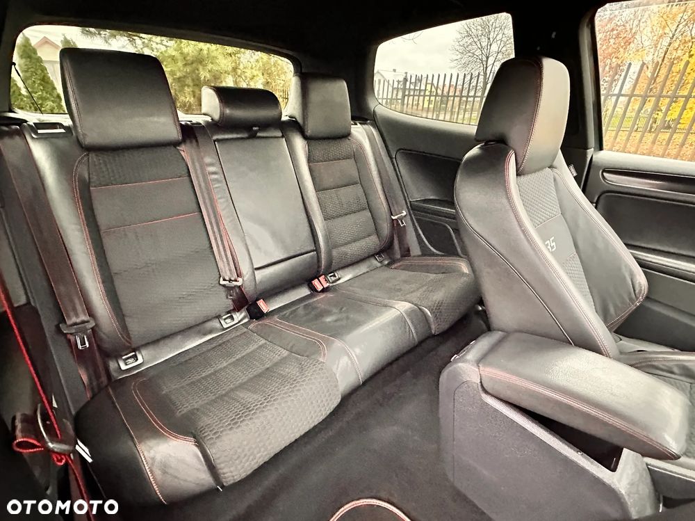 Volkswagen Golf 2.0 GTI Edition 35 - 19