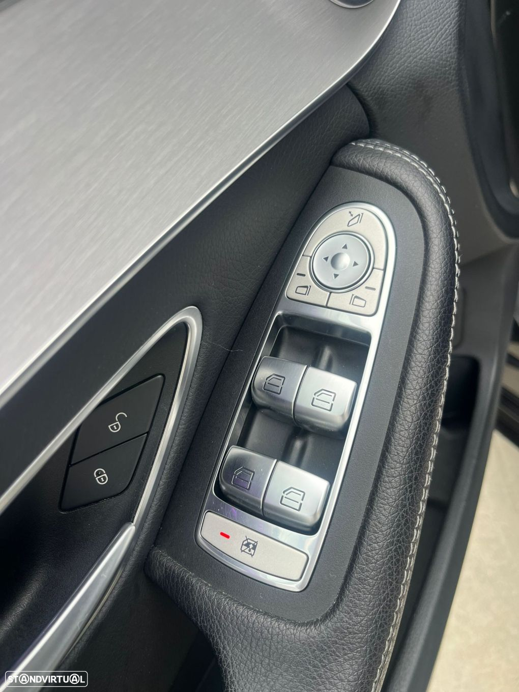 Mercedes-Benz C 300 - 10