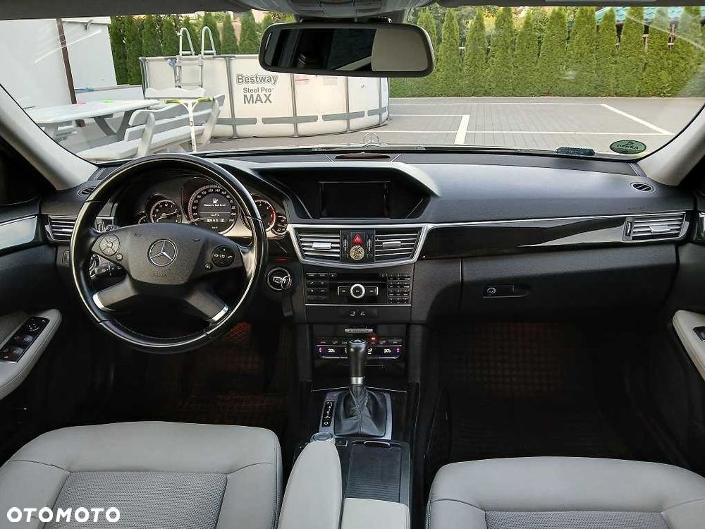 Mercedes-Benz Klasa E - 7