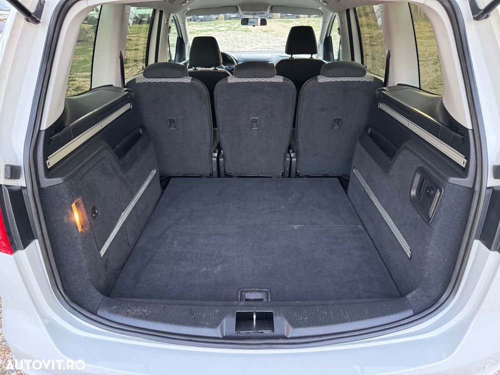 Volkswagen Sharan 2.0 TDI Comfortline - 8