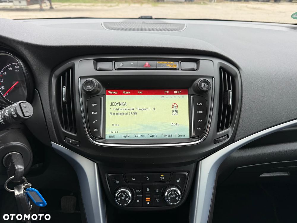 Opel Zafira 1.4 T Cosmo EcoFLEX S&S EU6 - 17